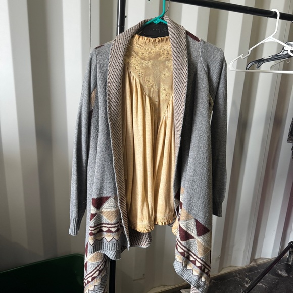 Tribal cardigan - Picture 4 of 4